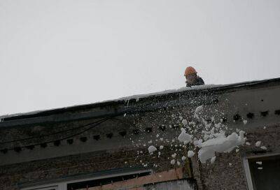 В Твери за плохую уборку крыш от снега наказали 18 управлящих компаний - afanasy.biz - Тверь