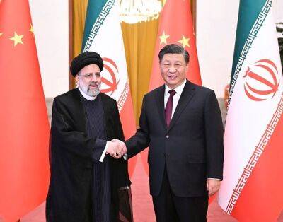 Си Цзиньпин - Эбрахим Раиси - Си Цзиньпин провел переговоры с президентом Ирана - obzor.lt - Китай - Иран - Пекин