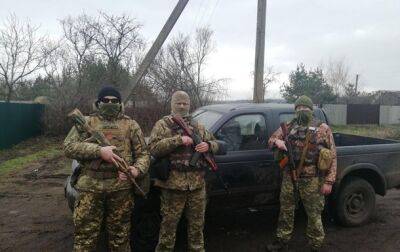 Волонтеры передали на фронт пять автомобилей - korrespondent.net - Россия - Украина
