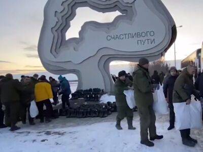 Владимир Зеленский - Владимир Путин - Виктор Медведчук - Дмитрий Лубинец - Александр Фоменко - "Сразу отправляют на фронт". Омбудсмен Украины сообщил о двух оккупантах, во второй раз попавших в плен ВСУ после обмена - gordonua.com - Россия - Украина - Англия