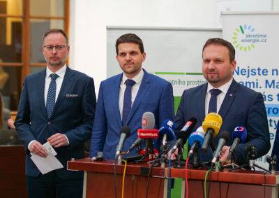 Минтруд Чехии анонсировал отмену гуманитарного пособия для беженцев - vinegret.cz - Чехия