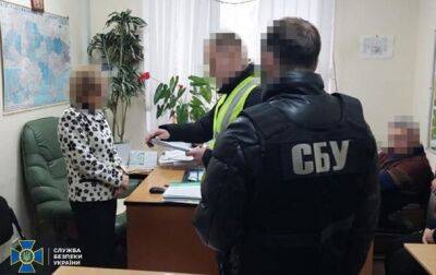 СБУ сообщила о подозрении чиновнице Госликслужбы - korrespondent.net - Украина