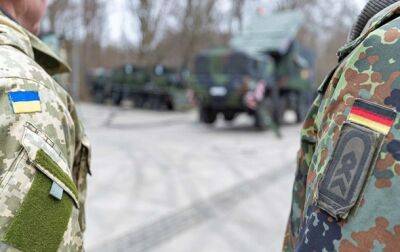 Борис Писториус - Три тысячи украинцев освоят военную технику в Германии - Писториус - korrespondent.net - Россия - Украина - Германия