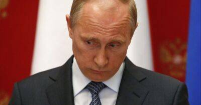 Владимир Путин - Александр Лукашенко - Не менее 60 раз под аплодисменты: ВСУ потроллили Путина за "кхе-кхе" во время речи - dsnews.ua - Россия - Украина - Белоруссия