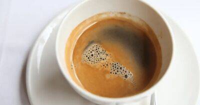 Чашка кофе до спортзала: ученые считают, что напиток поможет с интенсивными тренировками - focus.ua - Украина - Иерусалим