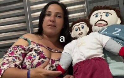 Жена тряпичной куклы заявила о похищении их сына - korrespondent.net - Украина - Германия - Бразилия - Голландия - Брак