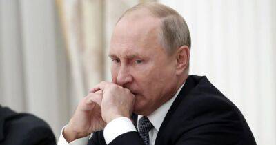 Владимир Путин - Валерий Герасимов - Дороги к миру для Путина больше нет: идет война — он живет. Конец войны — это конец Путина - focus.ua - Россия - Украина - Запад