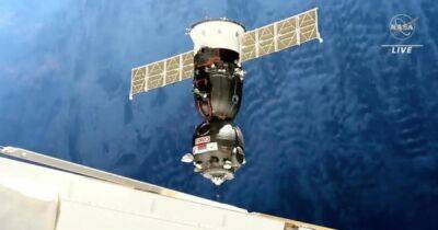 Спасательный корабль "Союз" прибыл на МКС: SpaceX готовит свою миссию на орбиту (видео) - focus.ua - Россия - США - Украина - Киев - Казахстан - шт.Флорида - Эмираты