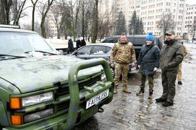 Олег Синегубов - 5 автомобилей передали воинам ВСУ Синегубов и благотворители - objectiv.tv - Украина