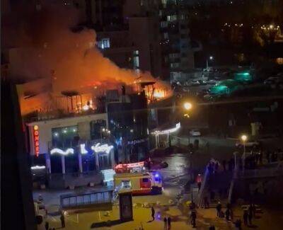 В Краснодаре произошел масштабный пожар в ресторане: огонь пытаются потушить более 90 спасателей - unn.com.ua - Россия - Украина - Киев - Краснодар