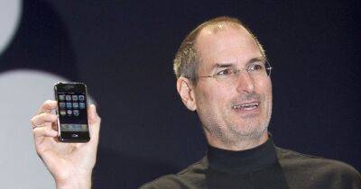 Стив Джобс - Первый iPhone продается с аукциона за $50 тысяч, хотя купили его всего за $599 - focus.ua - США - Украина