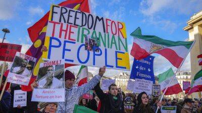 Али Хаменеи - Амини Махсы - Амнистия в Иране: на свободу выходят участники антиправительственных манифестаций - ru.euronews.com - Иран