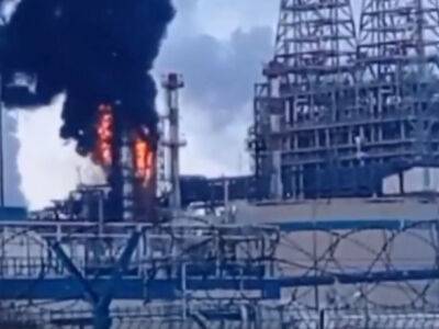 В россии загорелся нефтеперерабатывающий завод “ЛУКОЙЛ” - СМИ - unn.com.ua - Россия - Украина - Киев - Нижегородская обл. - Белгородская обл.