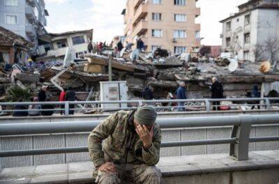 Из-за землетрясения погибли по меньшей мере 6326 человек, количество погибших в Турции продолжает расти - unn.com.ua - Сирия - Украина - Киев - Сана - Турция