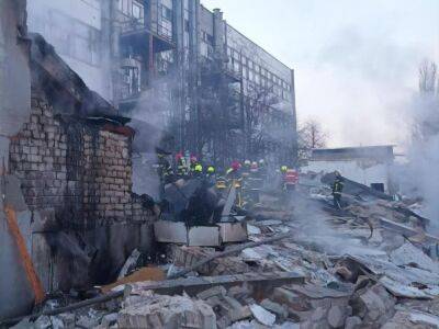 Виталий Кличко - Количество погибших в результате взрыва на территории бывшего завода в Киеве выросло до четырех, еще пять человек пострадали - gordonua.com - Украина - Киев - район Дарницкий