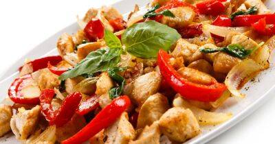 Как в ресторане. Рецепт пикантной курицы с овощами - focus.ua - Украина