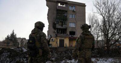 Пограничники – о ситуации в Бахмуте: "Мы держимся. Надо, чтобы они перестреляли друг друга" (ВИДЕО) - dsnews.ua - Украина