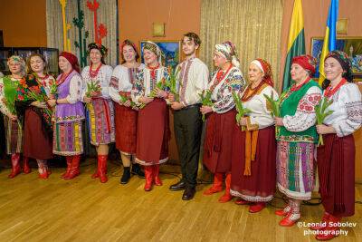 принц Чарльз - Такой разноцветный праздник - obzor.lt - Украина - Литва
