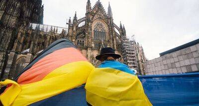 Нэнси Фезер - Власти Германии не собираются ограничивать прием украинских беженцев - cxid.info - Украина - Германия