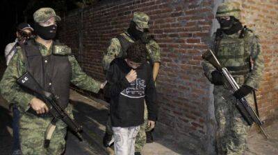 Мексика арестовала 14-летнего мальчика по прозвищу "Эль Чапито" за заказное убийство восьми человек - unn.com.ua - Украина - Киев - Мексика - Мехико