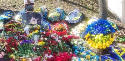 Ада Роговцева - "Я знаю, что такое хоронить сына": на могиле легендарного "Да Винчи" заметили известную актрису - politeka.net - Украина