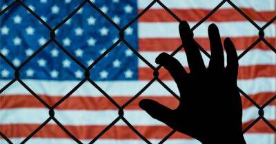 Джо Байден - Изменили позицию: США депортировали россиянина, который бежал от мобилизации, — СМИ - focus.ua - Россия - США - Украина