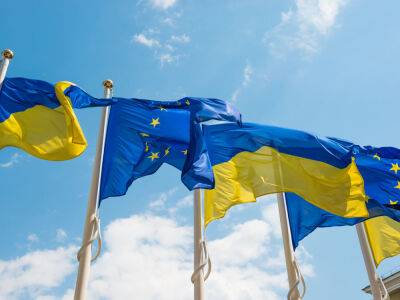 Денис Шмыгаль - Евросоюз выплатил Украине новый транш в €1,5 млрд в рамках макрофинансовой помощи - gordonua.com - Украина - Венгрия - Ляйен