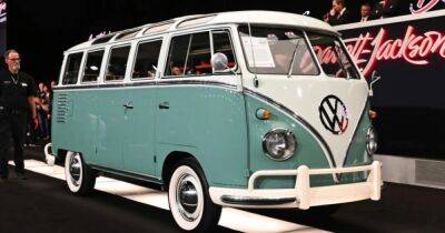 Старый минивэн Volkswagen звезды Голливуда продали по цене нового Maybach (фото) - focus.ua - США - Украина - шт. Калифорния