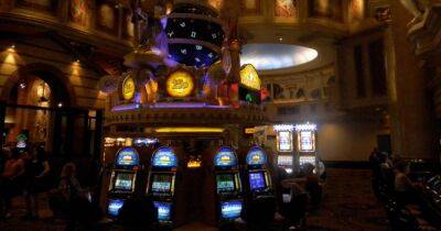 Cорвали по джекпоту: двое мужчин за ночь опустошили казино в США - focus.ua - США - state Texas - Украина - Колумбия - Канада - Los Angeles - Las Vegas