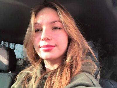 Военнослужащая Данилкина, потерявшая на войне ногу: Почему я пошла в ВСУ? У меня отчим служит и мать. Было страшно за нее. Я поняла, что должна быть с ней и со своей страной - gordonua.com - Россия - Украина - Херсон - Одесса