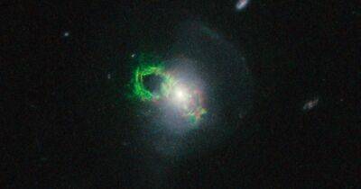 Буря в Чашке. Ученые увидели, как черная дыра портит жизнь целой галактике - focus.ua - Украина - Испания