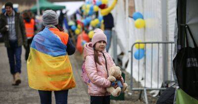 Владимир Путин - В Украине появятся временные села для вынужденных переселенцев: кто их построит - focus.ua - Россия - Украина - Англия - Польша - Ивано-Франковск - Львовская обл. - Полтавская обл.