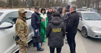 В Одессе правоохранители разоблачили судью на получении $4000 взятки (ФОТО) - dsnews.ua - Украина - Одесса
