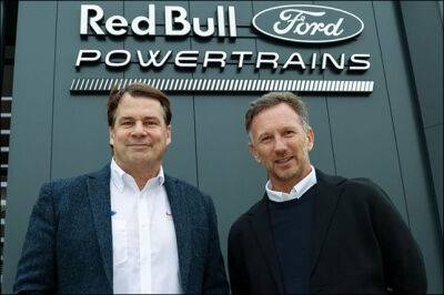 Кристиан Хорнер - Ford - Директор Ford посетил базу Red Bull - f1news.ru
