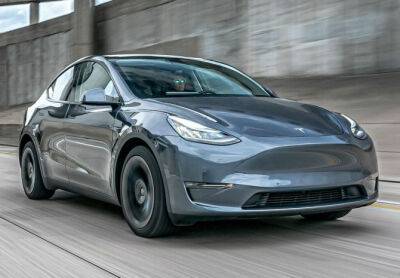 Электрокроссовер Tesla Model Y в феврале 2023 года стал бестселлером в Европе - autostat.ru - Sandero