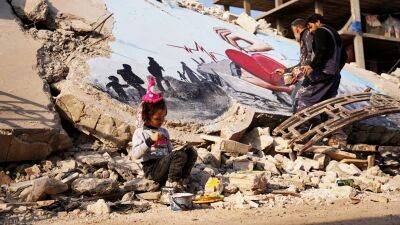 Эксперты: жертв землетрясения в Сирии могло быть меньше. Помощь опоздала по вине Асада и ООН - rus.delfi.lv - Сирия - Дамаск - Латвия - Turkey