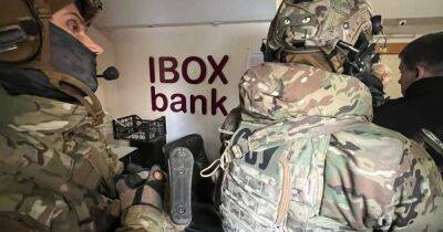 Сотрудники СБУ пришли с обысками в офисы "Айбокс Банк", — СМИ (фото) - focus.ua - Украина