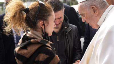 Франциск - Бенедикт XVI (Xvi) - "Пока жив": папа римский выписан из больницы - ru.euronews.com - Рим