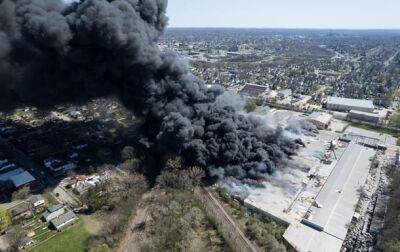 В США возник крупный пожар на мусорном заводе - korrespondent.net - Южная Корея - США - Украина - USA - шт. Индиана - Ричмонд