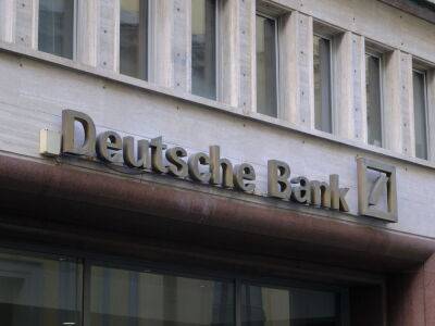 Владимир Путин - СМИ узнали, что Deutsche Bank намерен закрыть два своих IT-центра в РФ. В банке говорят о "снижении рисков" - gordonua.com - Москва - Россия - Украина - Санкт-Петербург - Берлин