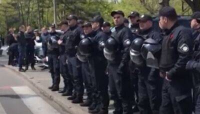 Иван Выговский - Десятки тысяч силовиков выйдут на улицы Украины, появилось предупреждение: "С полуночи до..." - popcorn.politeka.net - Украина