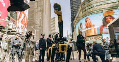 Эрик Адамс - Полиция Нью-Йорка вернула роботов-собак Digidog к патрулированию города (видео) - focus.ua - Украина - Нью-Йорк - Нью-Йорк - Boston