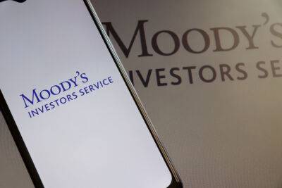 Шекель слабеет из-за ухудшения прогноза Moody’s для израильской экономики - news.israelinfo.co.il - США - Израиль