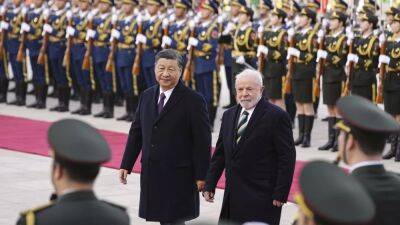 Си Цзиньпин - Луис Инасиу - Лула и Си встретились в Пекине - ru.euronews.com - Китай - США - Бразилия - Пекин - Бразилиа
