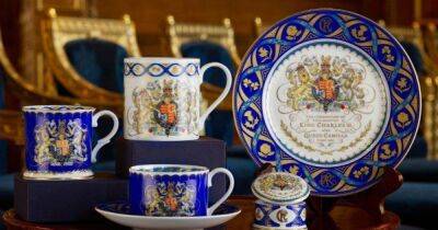 король Карл III (Iii) - Букингемский дворец выпустил коллекцию фарфора по случаю коронации короля Карла III - focus.ua - Украина - Англия