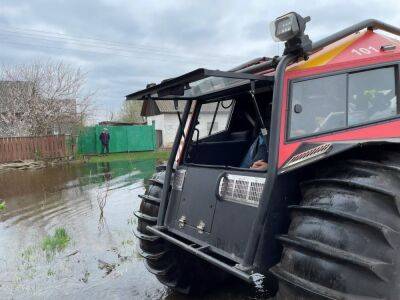 В Украине фиксируются подтопления из-за разлива рек в пяти областях - gordonua.com - Украина - Киев - Каменск - Гсчс