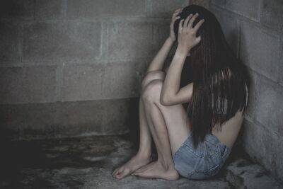 Нетания: шестерых из Вади Ара подозревают в изнасиловании 13-летней девочки - news.israelinfo.co.il