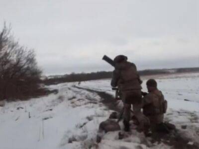 ССО показали "охоту" на российский Т-90: подорвали на минах и добили из ПТРК - gordonua.com - Россия - Украина