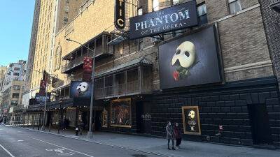 На Бродвее перестали показывать "Призрака оперы" спустя 35 лет после премьеры - obzor.lt - США - Франция
