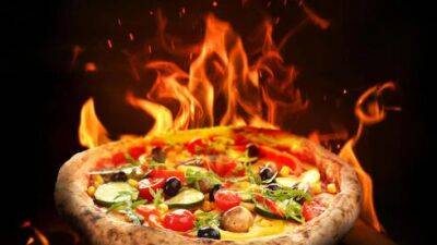 Официант решил эффектно подать пиццу - и сжег ресторан: 2 человека погибли - vesty.co.il - Израиль - Испания - Мадрид - Madrid